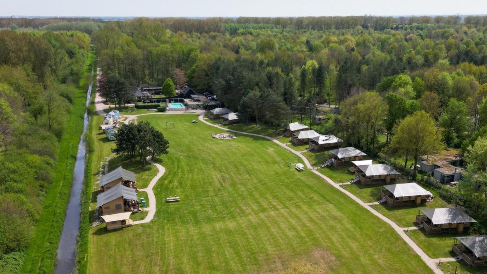 Glamping Lodge With Eco-Wellness Zeewolde Exterior foto